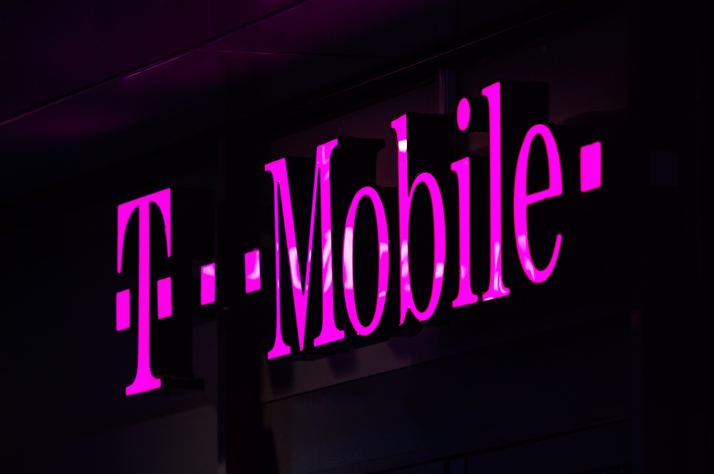 T Mobile Offers Three Lines Of Unlimited Data For 100 Whistleout