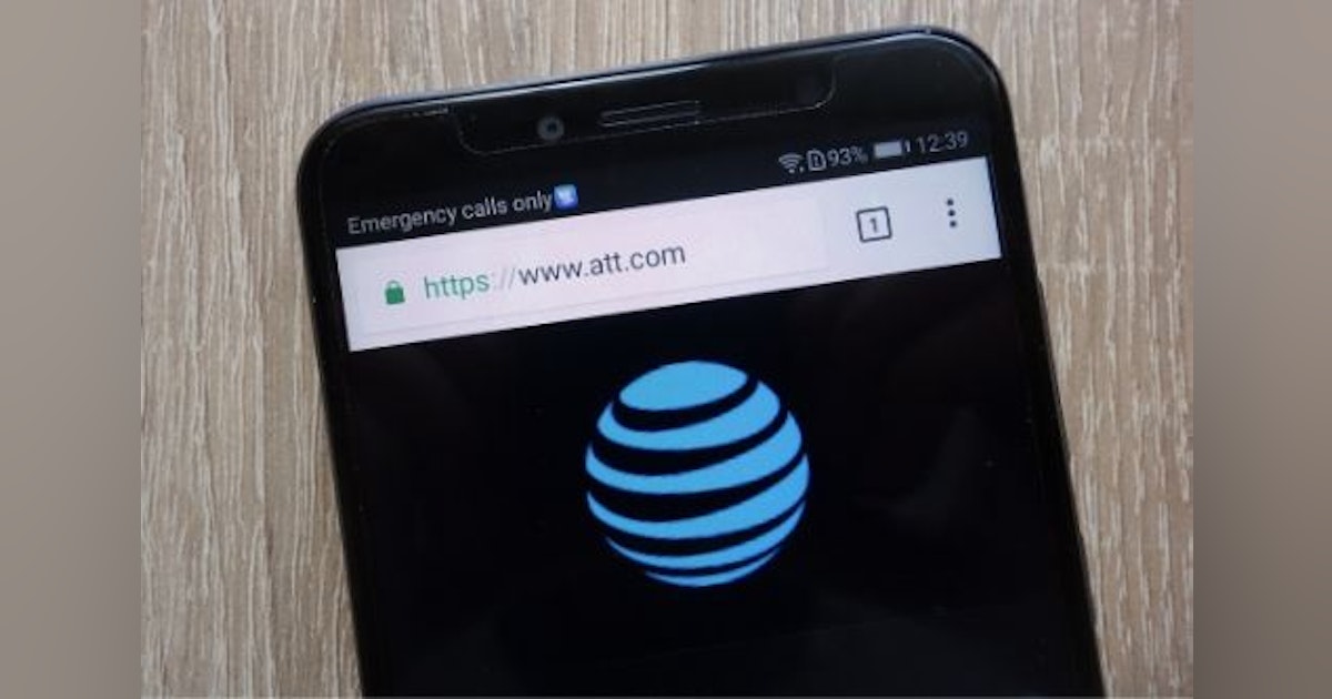AT&T Debuts 25% Off Deal for Nurses, Doctors, and Teachers | WhistleOut