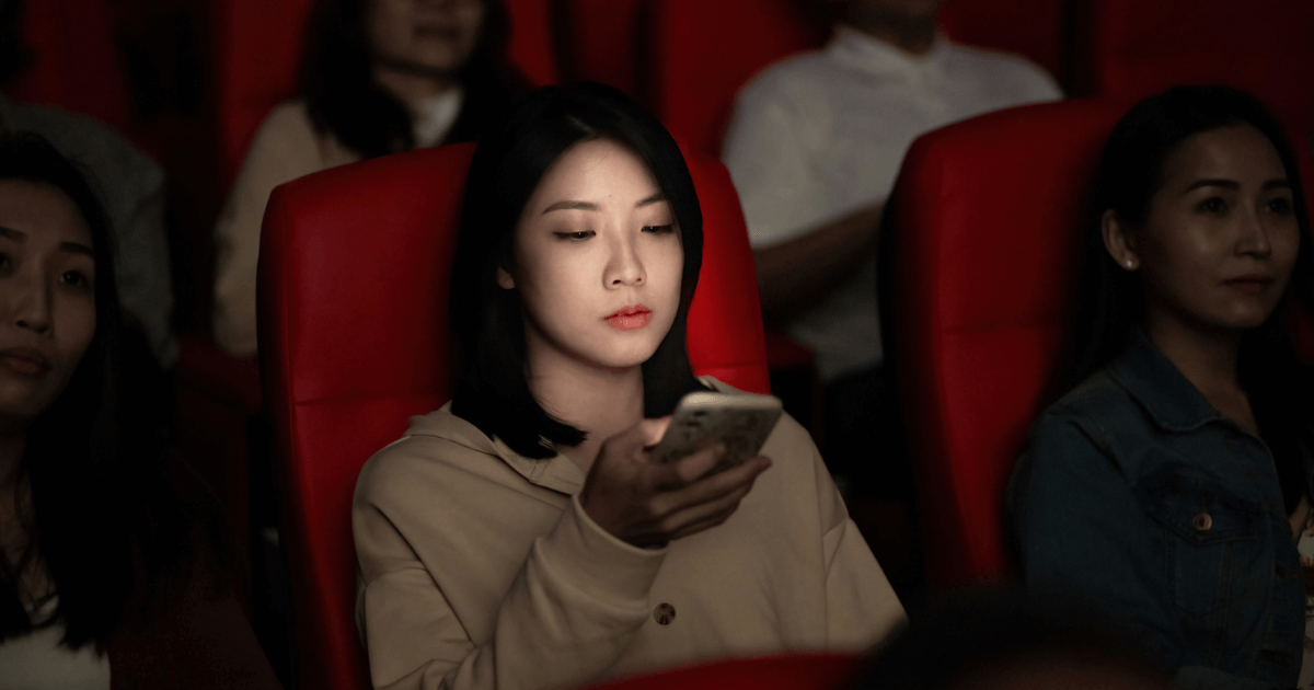 How To Block Text Messages on iPhone and Android | WhistleOut