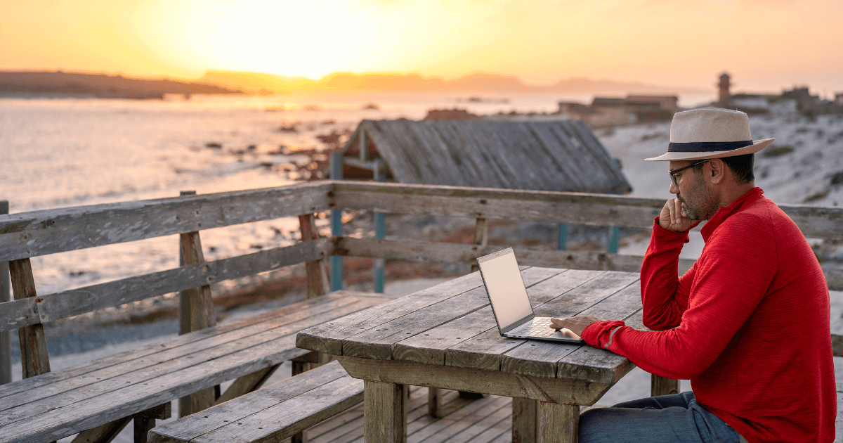 Tethering vs. Hotspot What's the Difference? WhistleOut