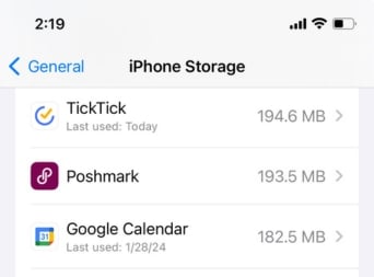 iPhone storage by app