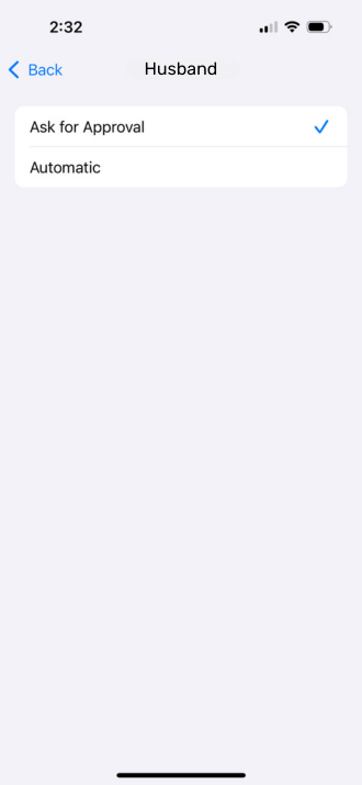 Screenshot showing permissions for Family Sharing on iPhone