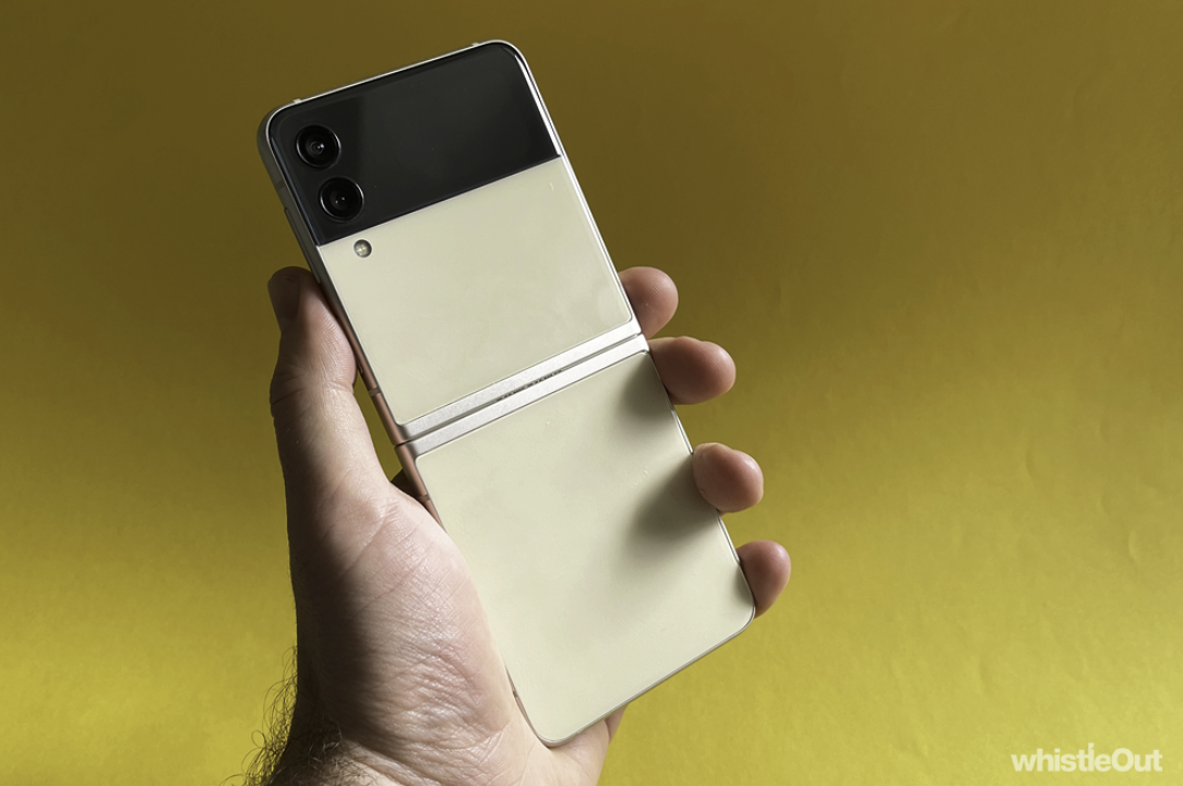 Samsung Galaxy Z Flip3