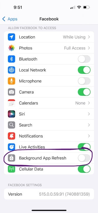 Facebook app Background Refresh settings on iPhone