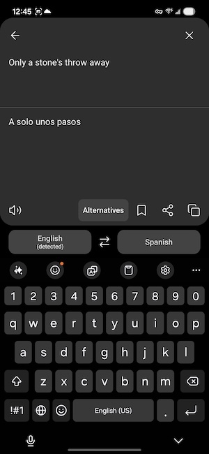 DeepL app interface showing text translation between English and Spanish