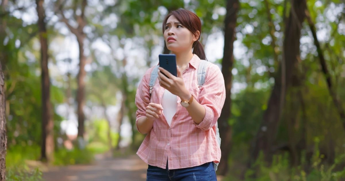 How to Turn Off iPhone International Data Roaming | WhistleOut