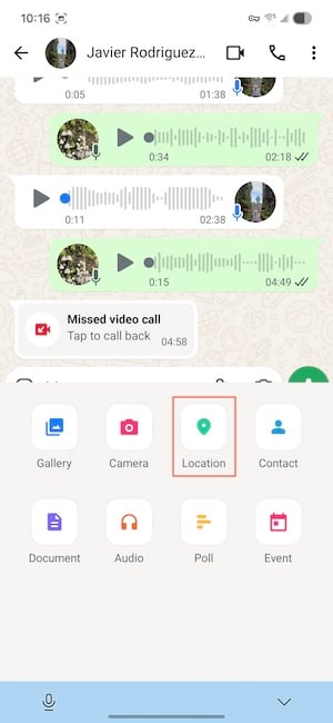 WhatsApp chat screen showing the location sharing option in the attachment menu