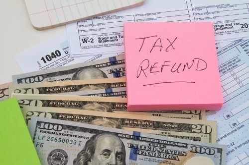 3 Ways To Use Your Tax Refund To Lower Your Cell Phone Bill