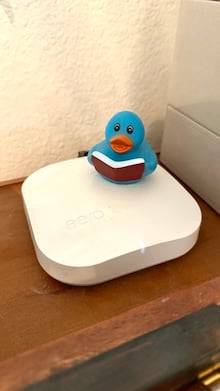 Eero mesh Wi-Fi system nodes