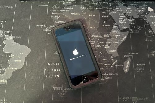 My iPhone Won't Update Anymore: The Real Dangers of Keeping Your Old iPhone