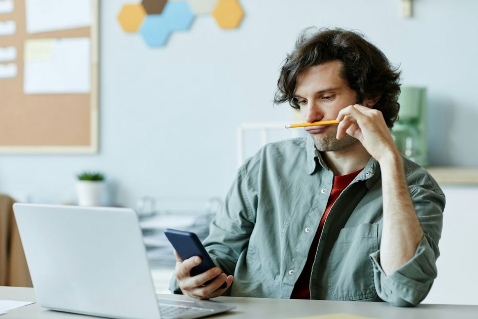 No Credit Check Phone Plans From $25/Month on Major Networks | WhistleOut