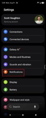 Samsung Galaxy Z Fold5 Settings menu with Notifications selected