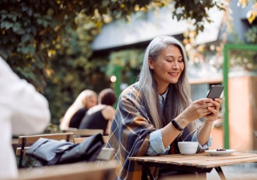 Does Phone AI Eat Up Your Data? How Much Gemini and Siri AI Actually Consume