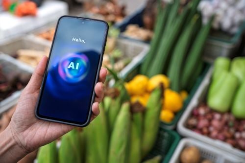 Can Your Phone’s AI Spend Your Money? What Gemini and Siri Agents Can Really Do
